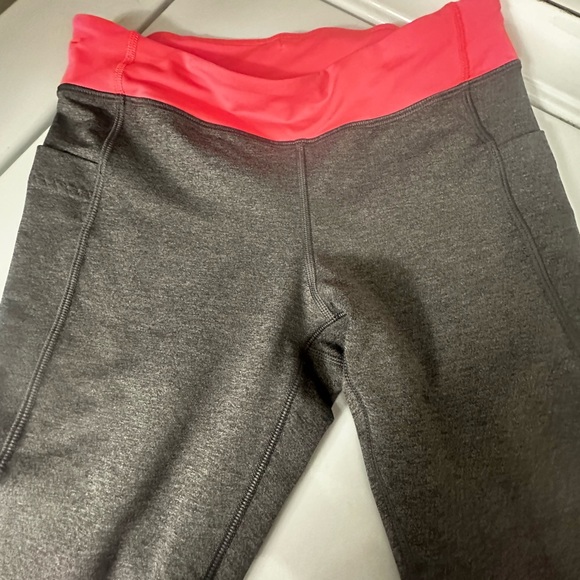 ivivva lululemon | grey capri leggings - size 14 - like new - Picture 2 of 5